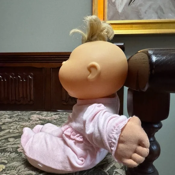 Small 2005 Cabbage Patch Kids Baby Doll - Picture 4 of 11